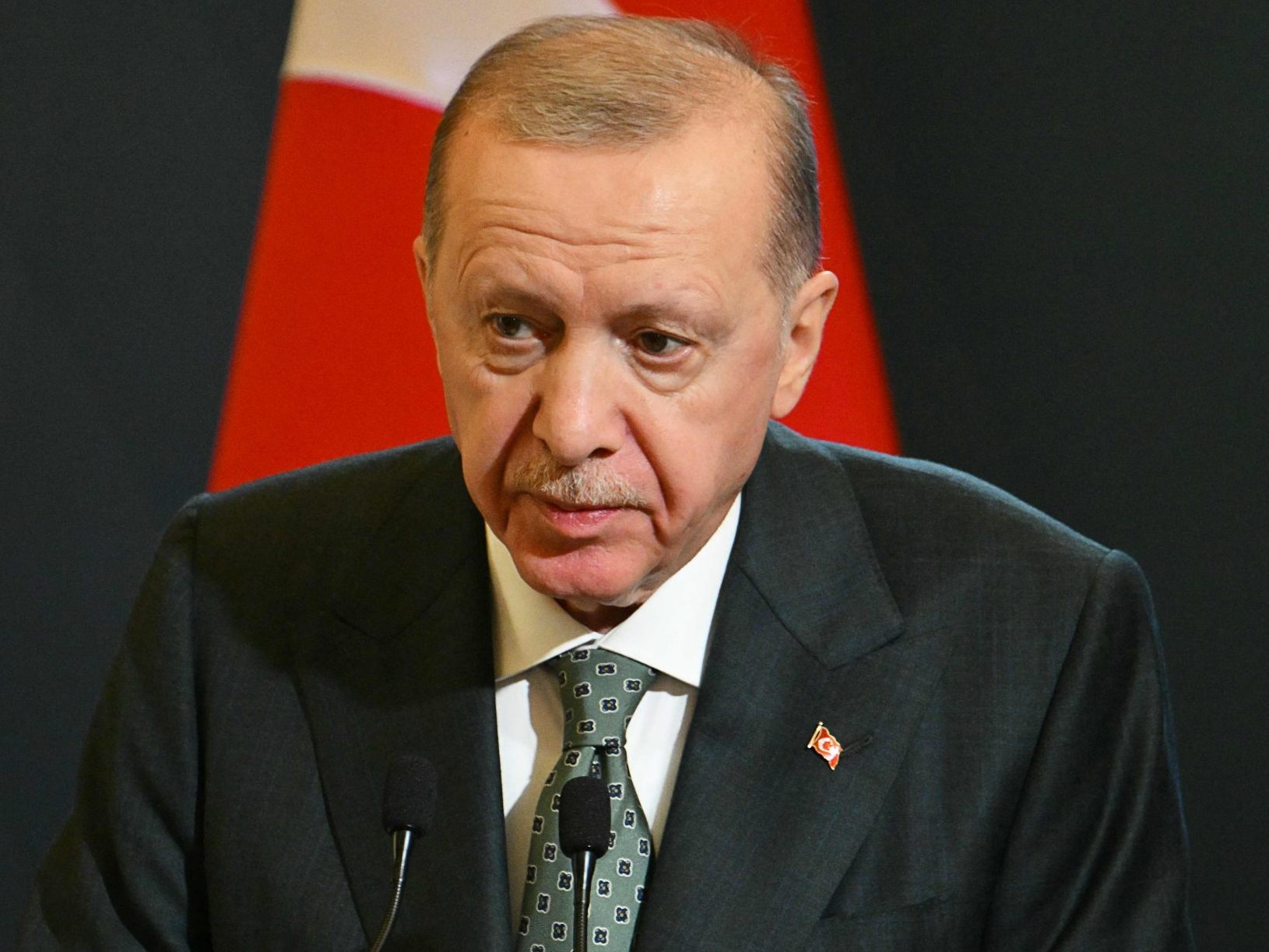 Neue Festnahmen in Istanbul und Adana Neue Festnahmen in Istanbul und Adana