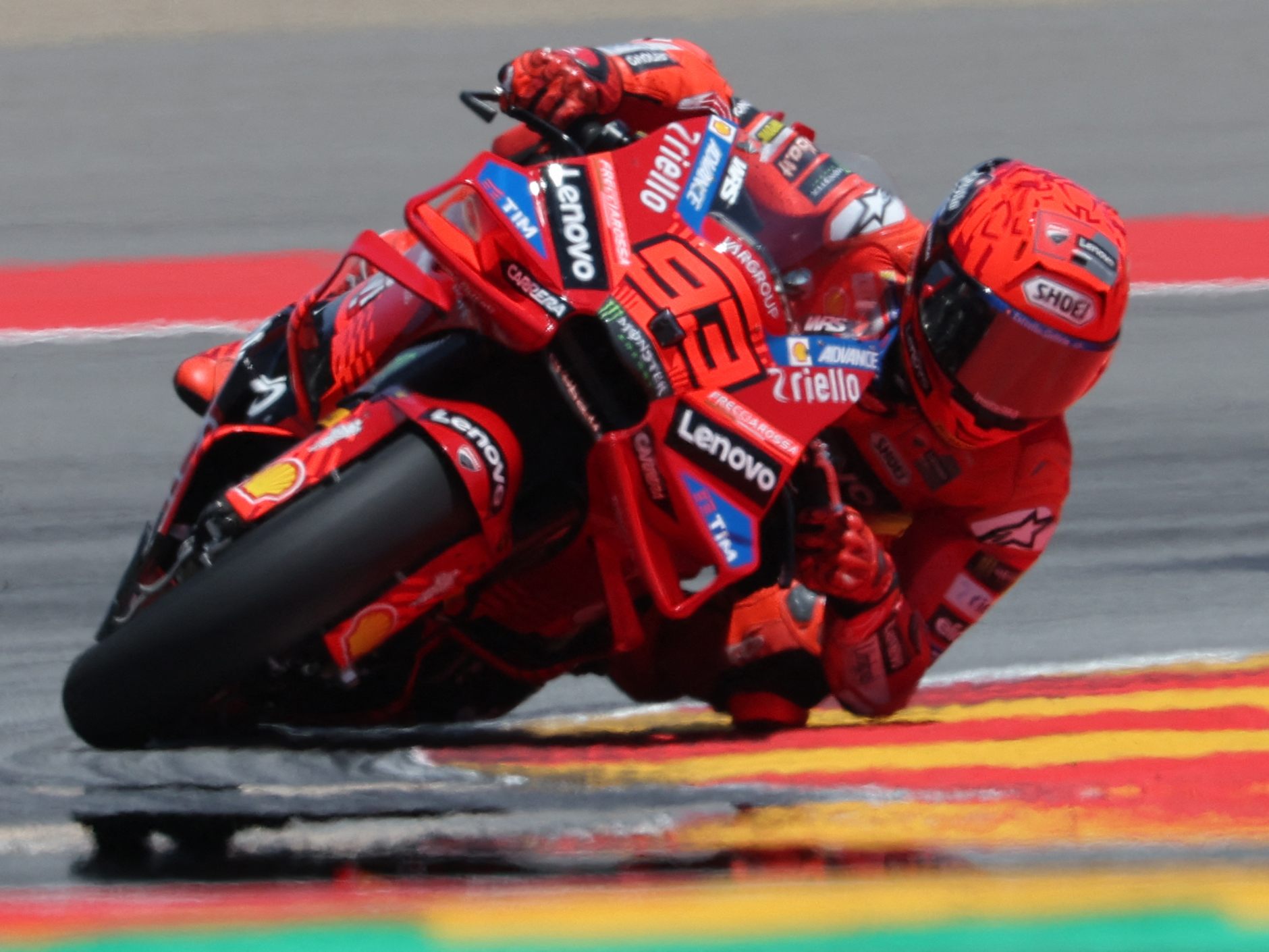 Erneut vor Bruder Alex Marquez - KTM-Pilot Acosta hinter Bagnaia Vierter Erneut vor Bruder Alex Marquez - KTM-Pilot Acosta hinter Bagnaia Vierter