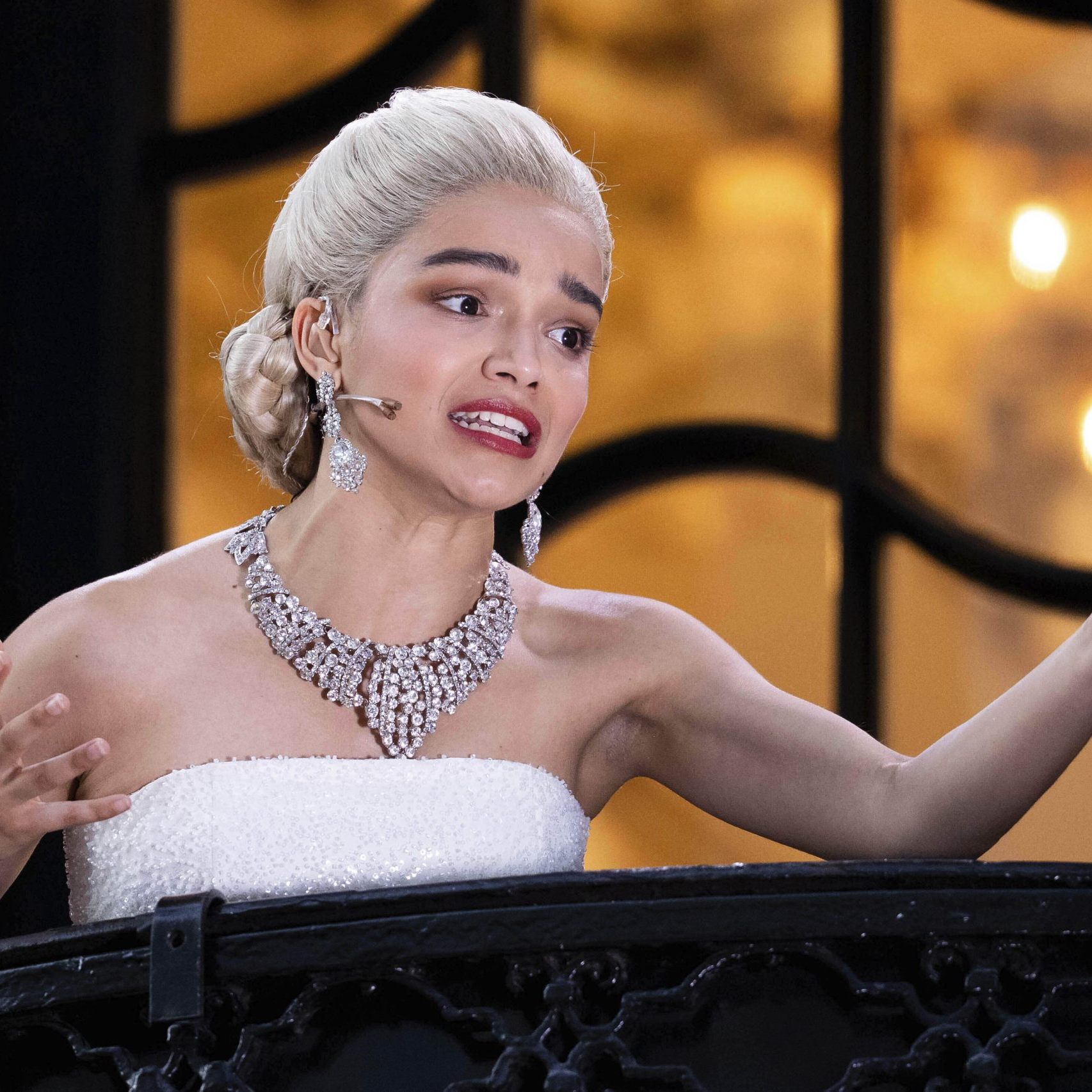 Rachel Zegler kämpft mit Kritik an Schneewittchen-Rolle.