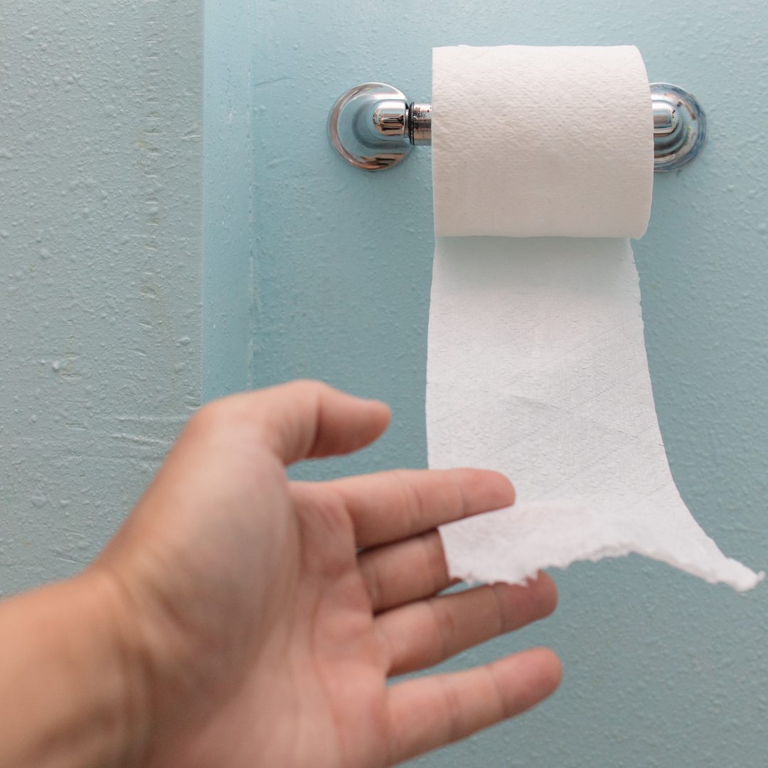 Keime auf dem Papier? Darum sollten Sie Ihre Rolle anders aufhängen