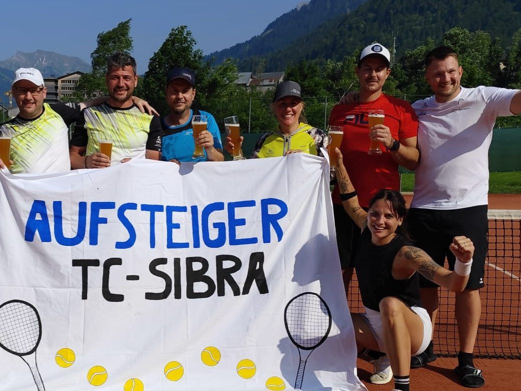 Die Sibratsgfäller Tennisspieler(innen) haben den neuerlichen Aufstieg in die A-Liga verwirklicht. Die Sibratsgfäller Tennisspieler(innen) haben den neuerlichen Aufstieg in die A-Liga verwirklicht.