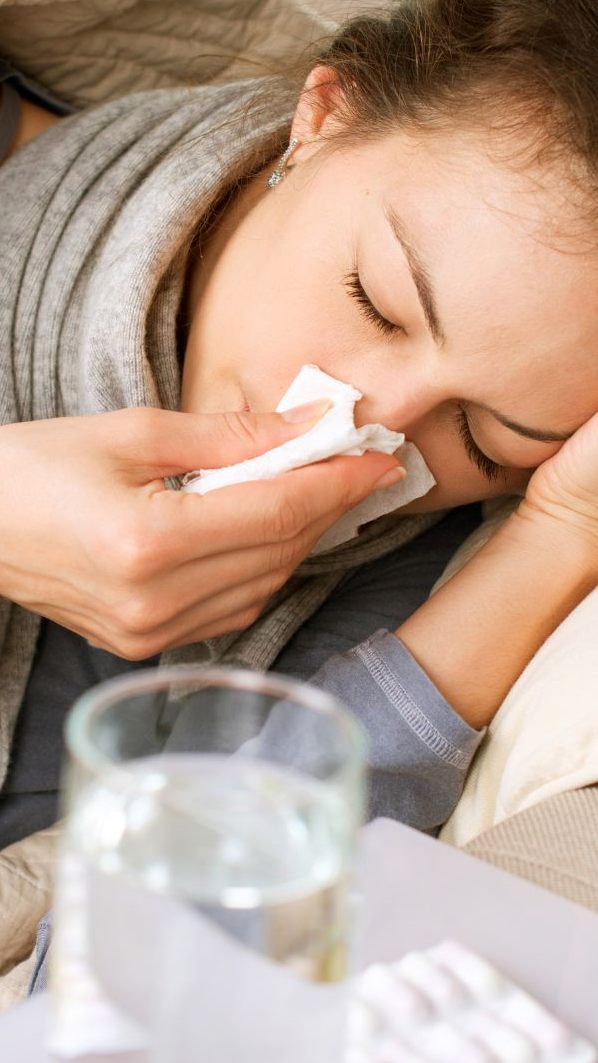 Krank im Urlaub: Wann der Urlaub unterbrochen wird und was Arbeitnehmer tun müssen