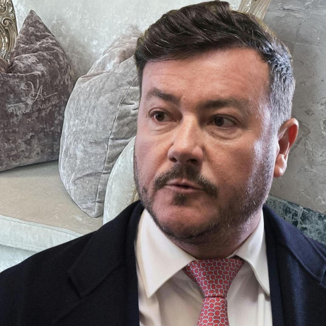 Über 1.800 Posten - Von Türmatten bis zu Designermöbeln