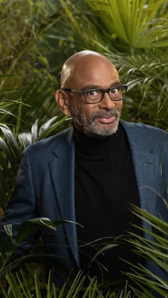 Pierre Sanoussi-Bliss kehrt 2025 in 'Unter uns' zurück. Nach Dschungelcamp-Pleite spielt er Designer Adam Wolter.