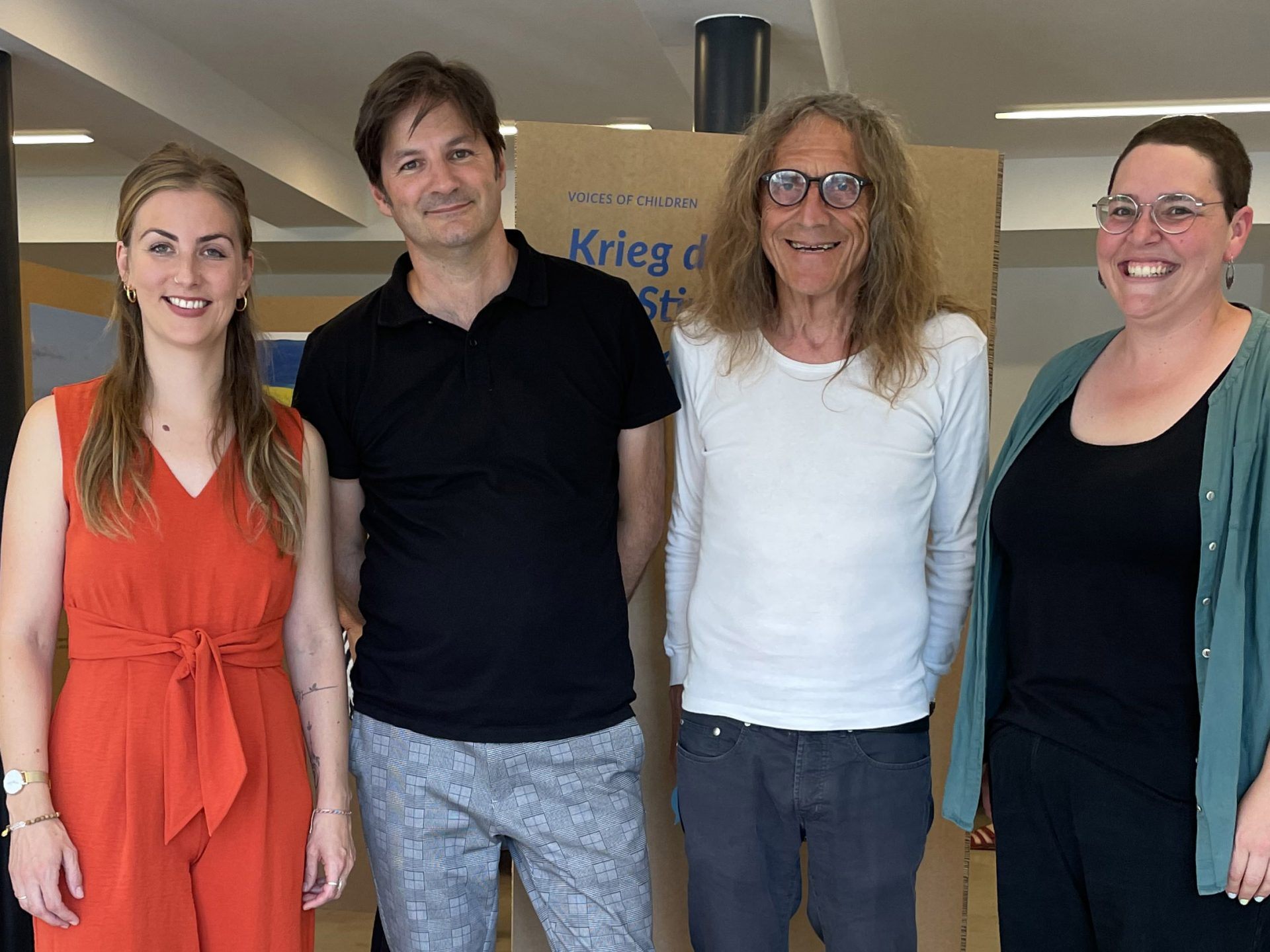 v. l. die Projektinitiatoren Sandra Pozzera und Stefan Arlanch mit StR. Bernhard Amann und StR. Maria Benzer