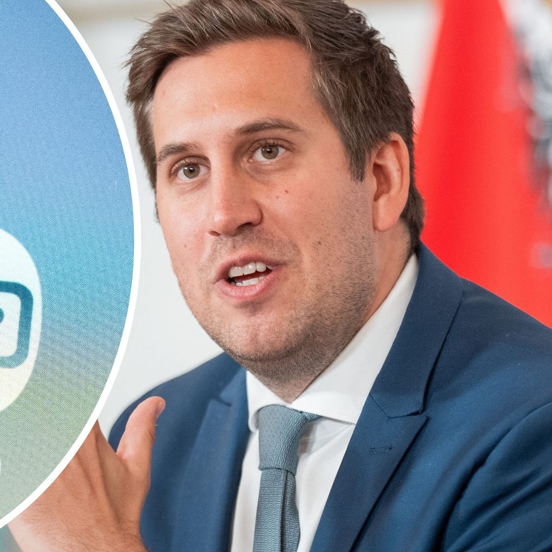 Bei der Pressekonferenz im Bundeskanzleramt stellt Staatssekretär Alexander Pröll die neue App ID Austria vor.