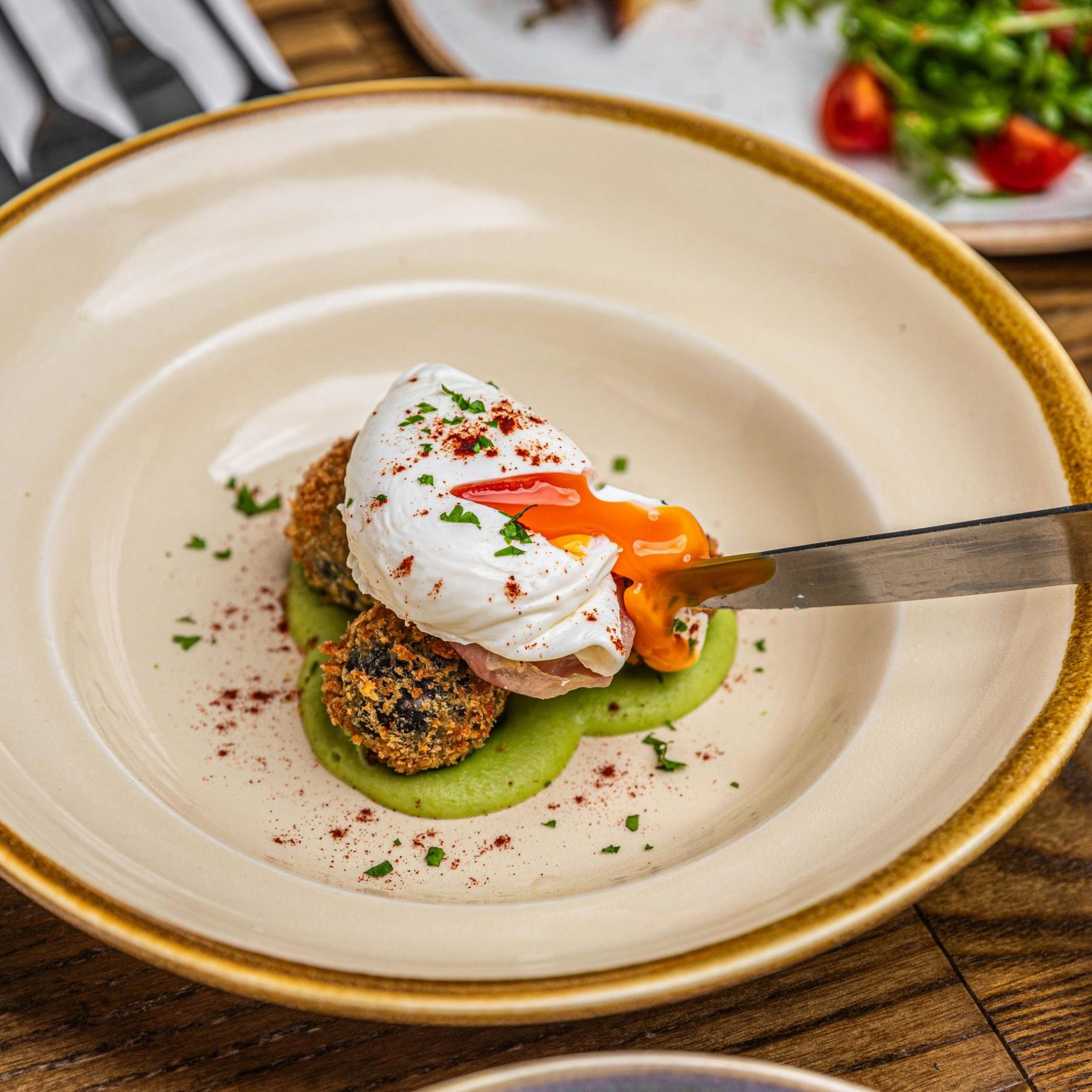 Täglich ein Ei – so hilft es, Demenz vorbeugen.