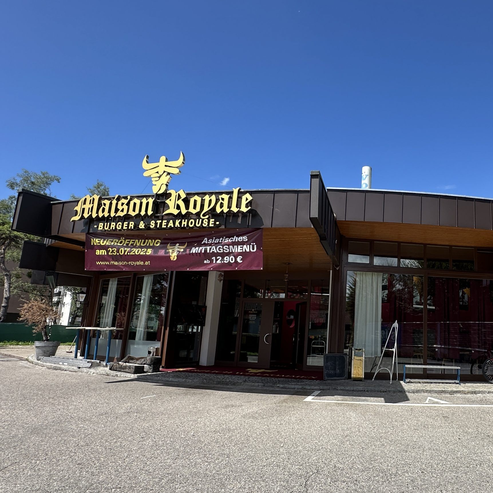 In Hard gibt es ein neues Restaurant.