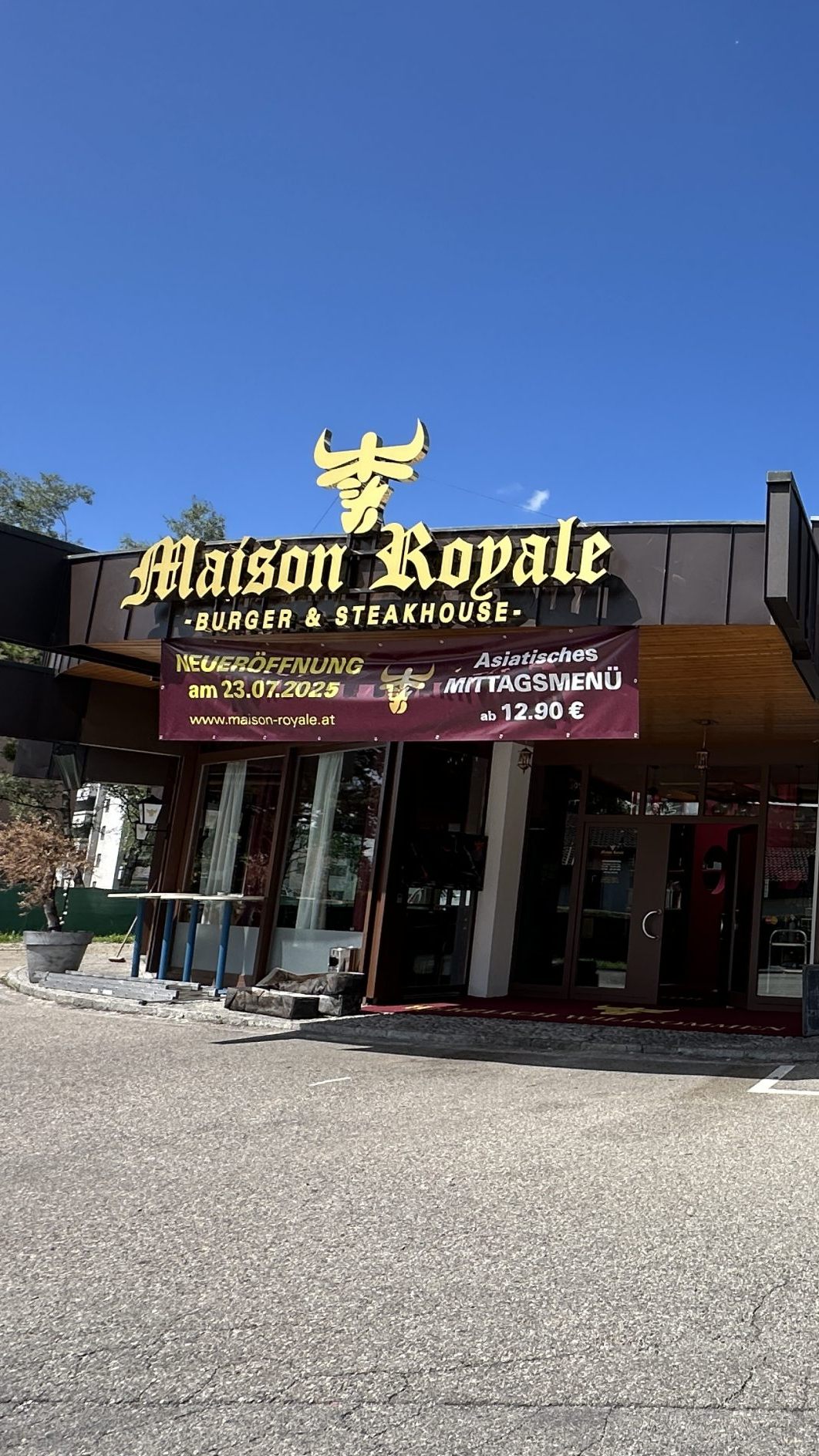 In Hard gibt es ein neues Restaurant.