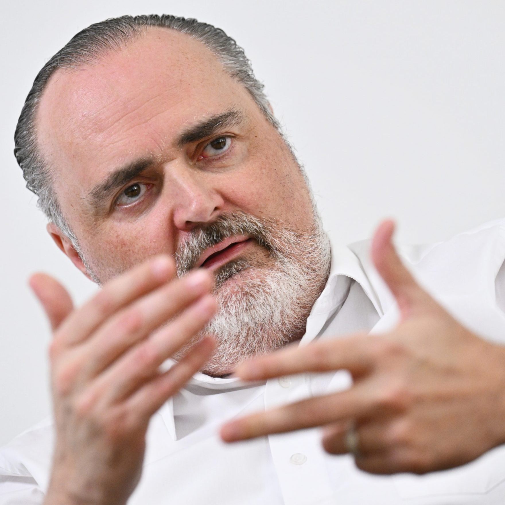 Doskozil fordert einen Medizinstudienplatz mit öffentlicher Job-Pflicht.