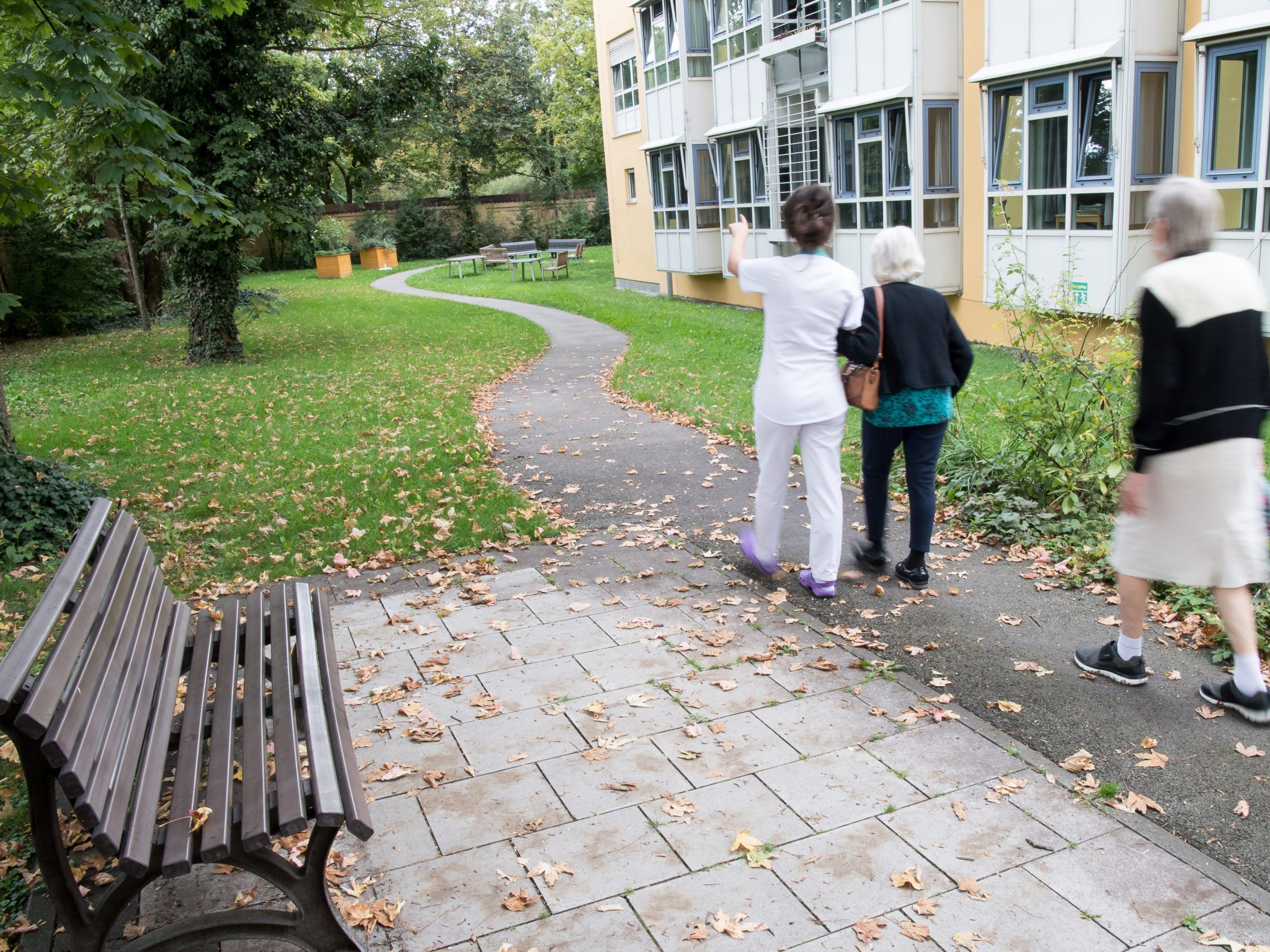 Die 83-Jährige leidet an Demenz (Symbolbild). Die 83-Jährige leidet an Demenz (Symbolbild).