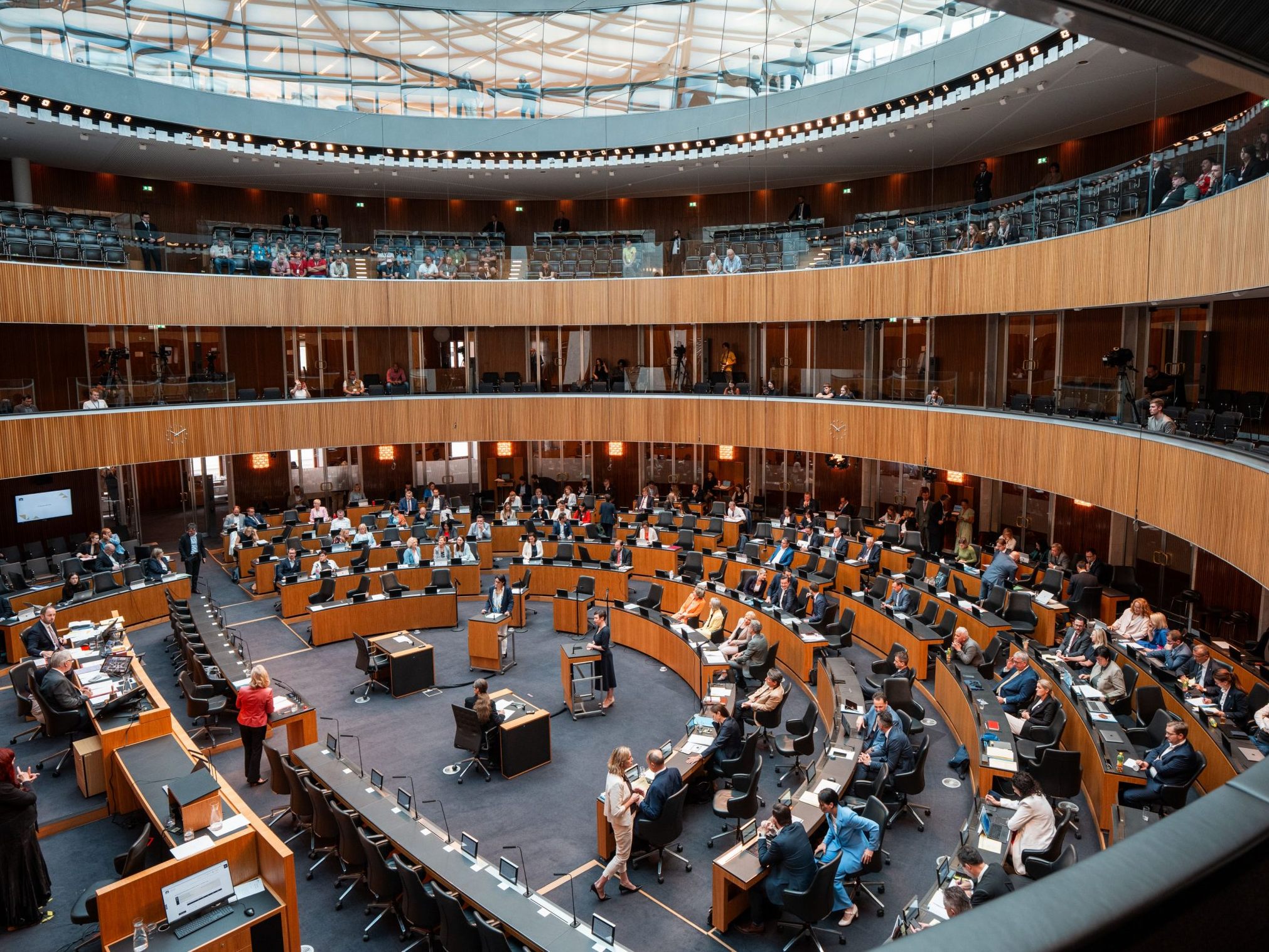 Der Nationalrat hat für die bundesweite Einführung von Orientierungsklassen gestimmt. Der Nationalrat hat für die bundesweite Einführung von Orientierungsklassen gestimmt.