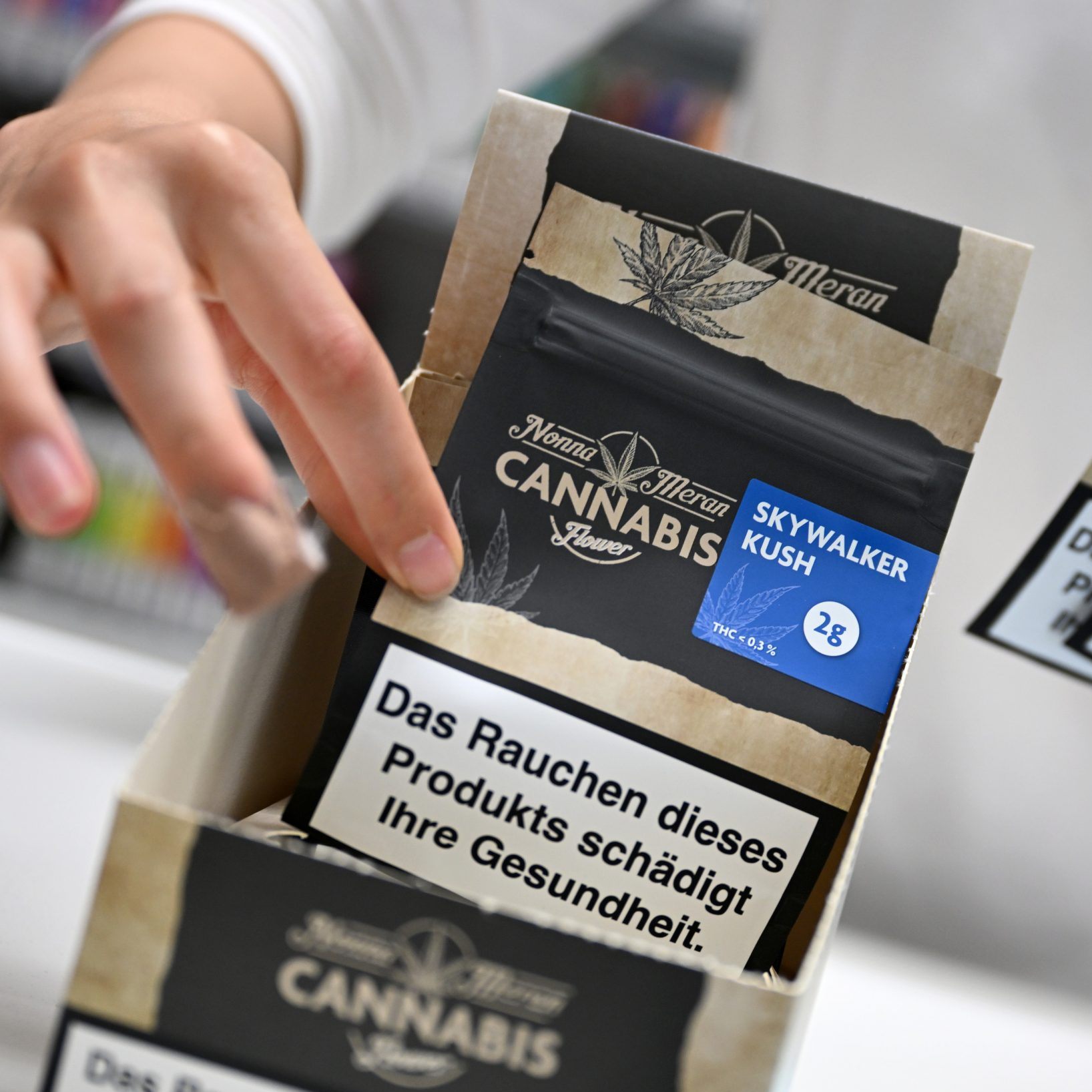 Der Verkauf von legalem Hanf ist in Trafiken gestartet.