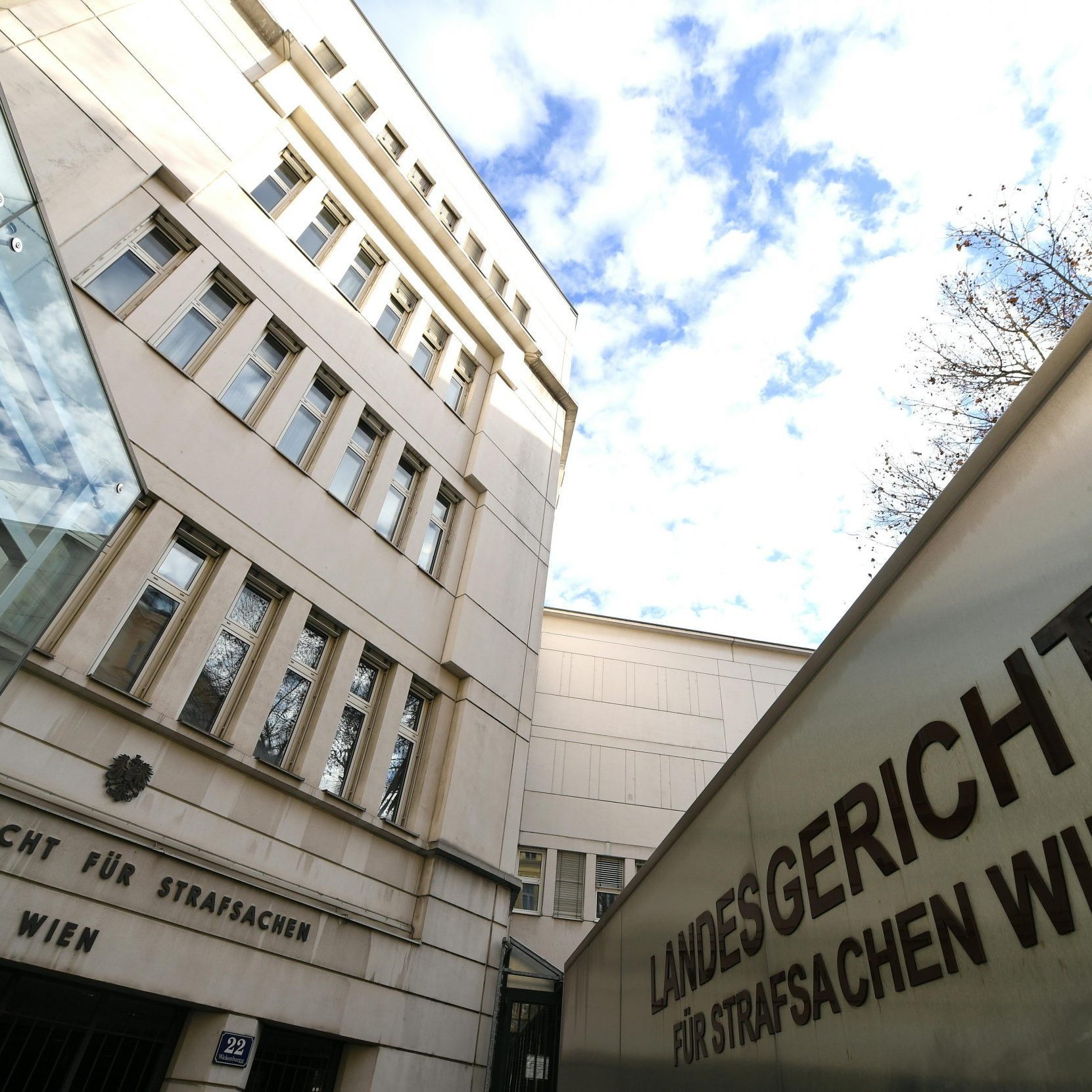 September bringt Prozess.