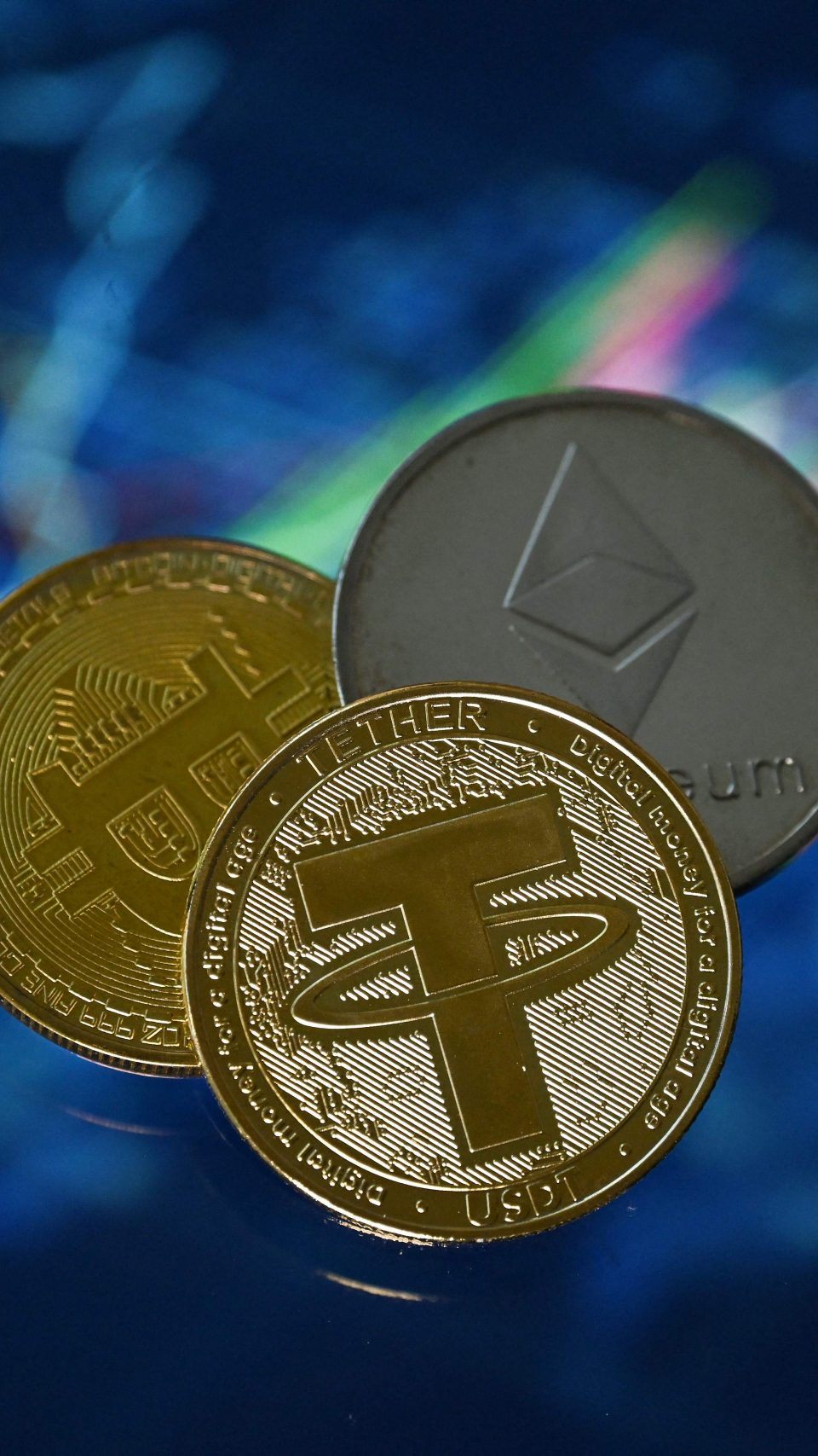 Gold als Absicherung gegen wirtschaftliche Unsicherheiten: Tether erhöht Goldreserven auf 80 Tonnen, gelagert in Schweizer Tresor.