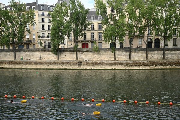 FRANCE-ENVIRONMENT-WEATHER-LEISURE