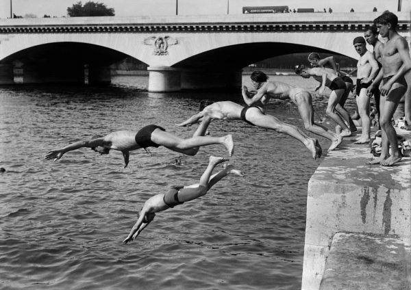 FILES-FRANCE-ENVIRONMENT-WEATHER-LEISURE