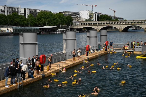 FRANCE-ENVIRONMENT-WEATHER-LEISURE