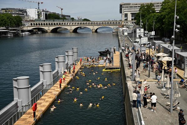 FRANCE-ENVIRONMENT-WEATHER-LEISURE