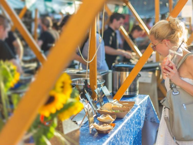 Am Freitag findet das Floridsdorfer Familienfest am Schlingermarkt statt.