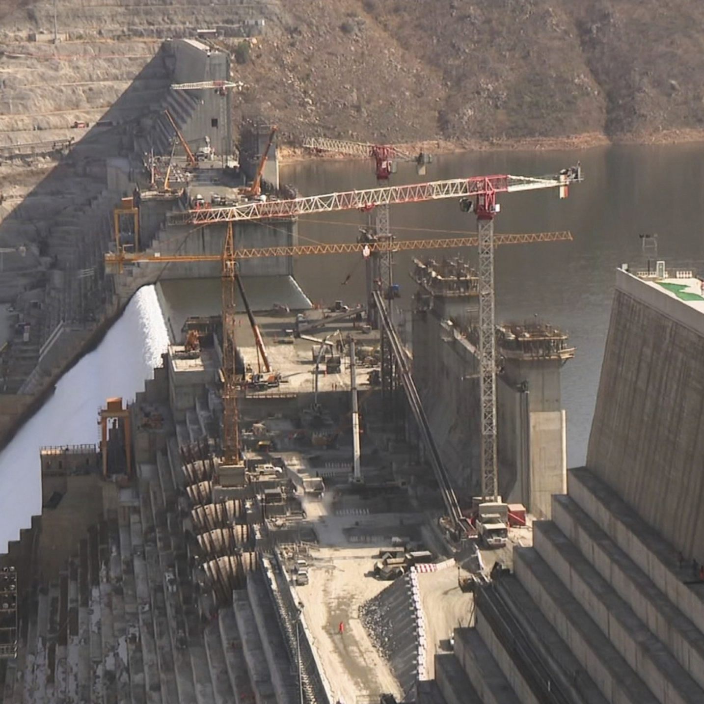 Der GERD-Staudamm in Äthiopien ist fertiggestellt. Ein geopolitisch heikles Projekt mit Auswirkungen auf Stromerzeugung und Wasserverteilung.