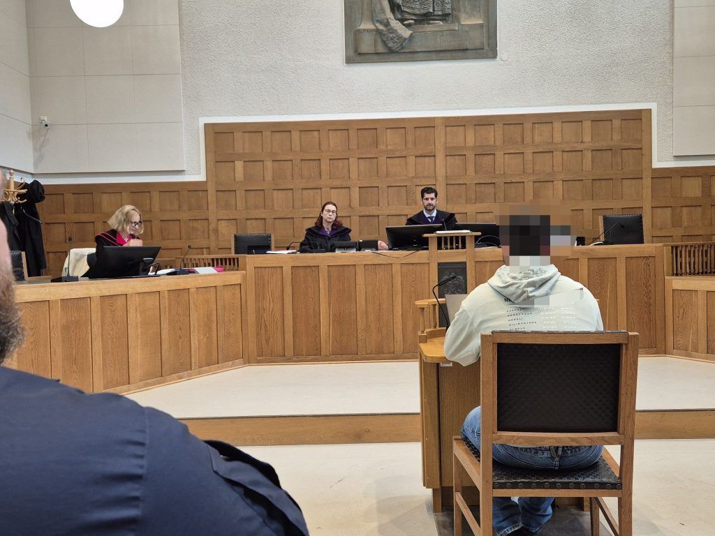 25-letnika in 54-letnika so obsodili zaradi kaznivih dejanj v Vorarlbergu