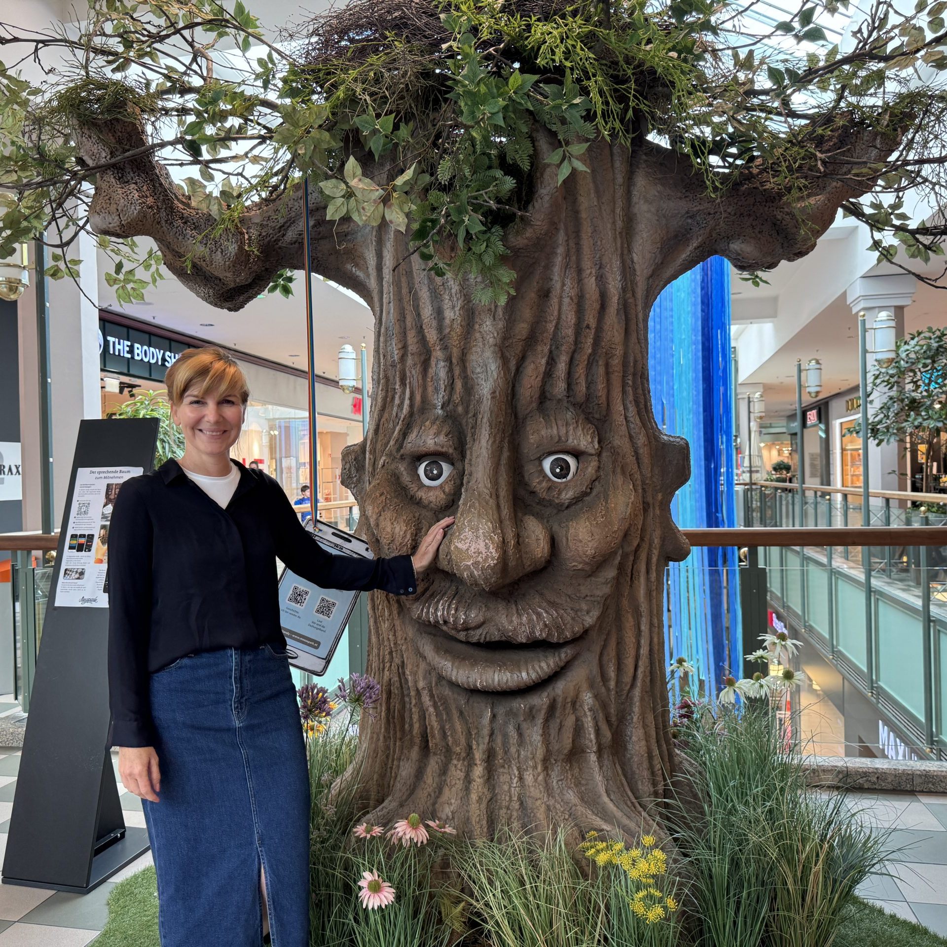 Der sprechende Baum ist jetzt stumm.