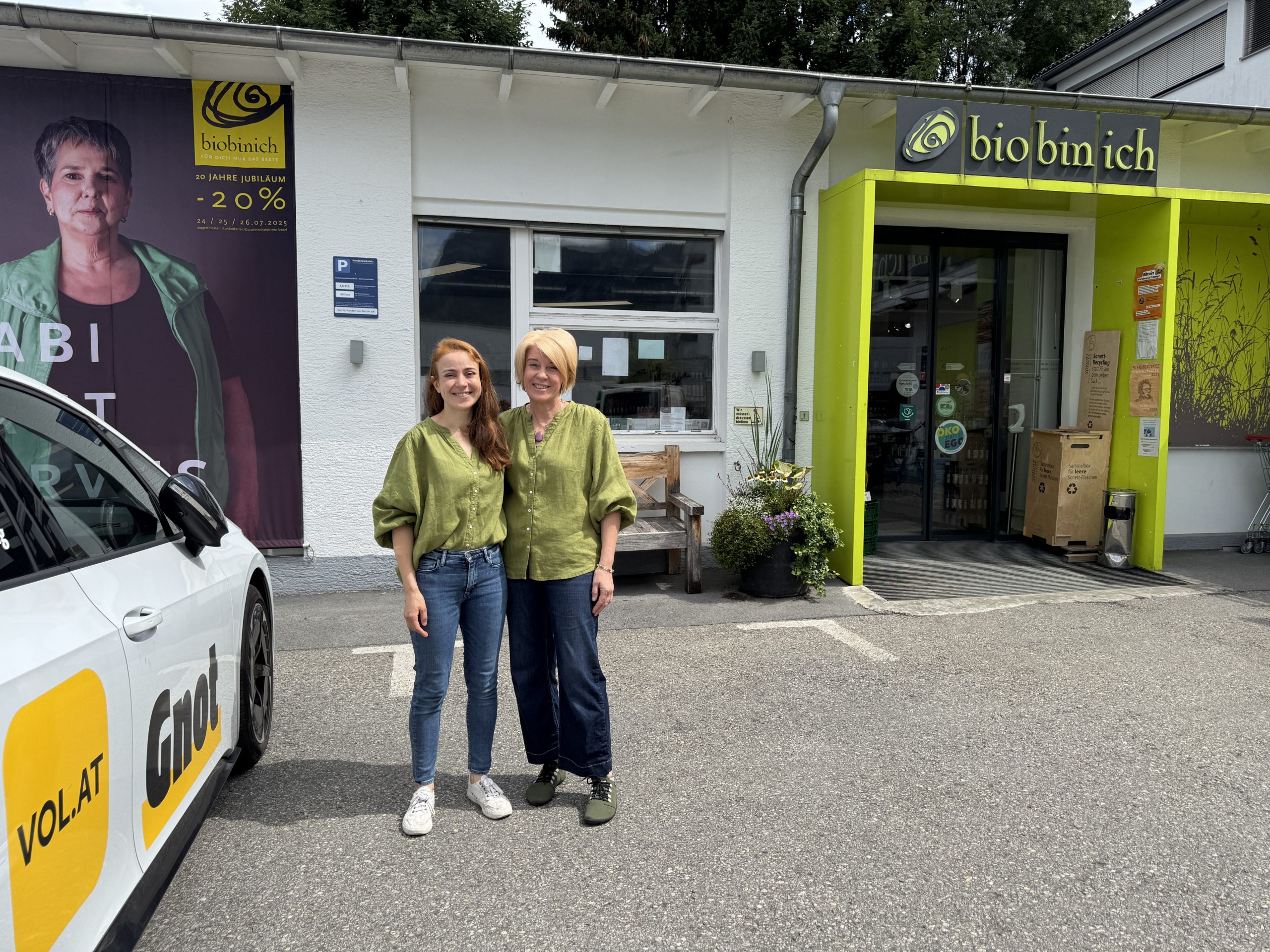Die neuen Eigentümerinnen. Mutter und Tochter übernehmen den Bioladen in Dornbirn gemeinsam. 