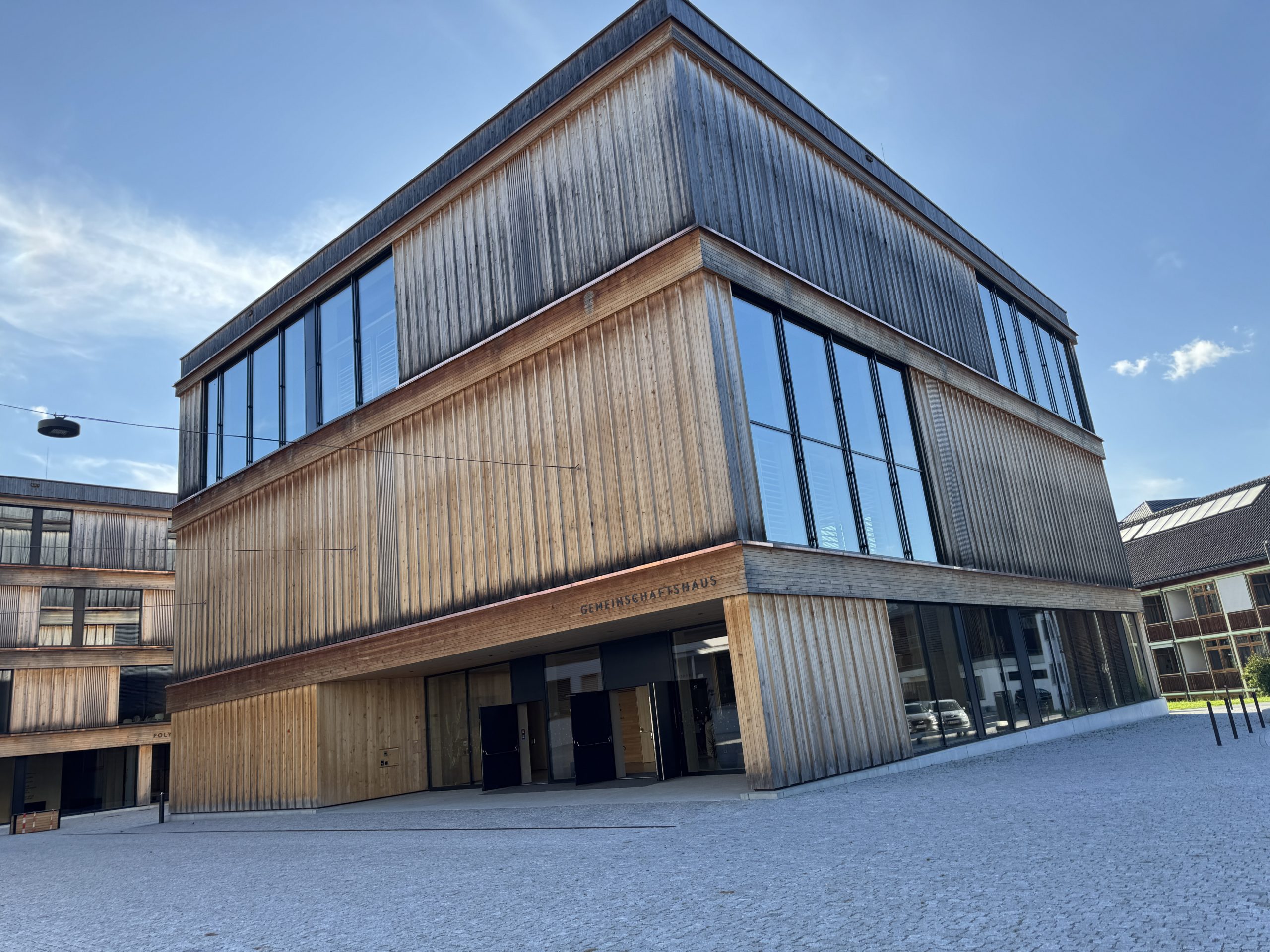 Das Frauenmuseum und das Land Vorarlberg veranstalteten hier am Donnerstag eine Lesung mit der Ehefrau des Bundespräsidentens. Das Frauenmuseum und das Land Vorarlberg veranstalteten hier am Donnerstag eine Lesung mit der Ehefrau des Bundespräsidentens.