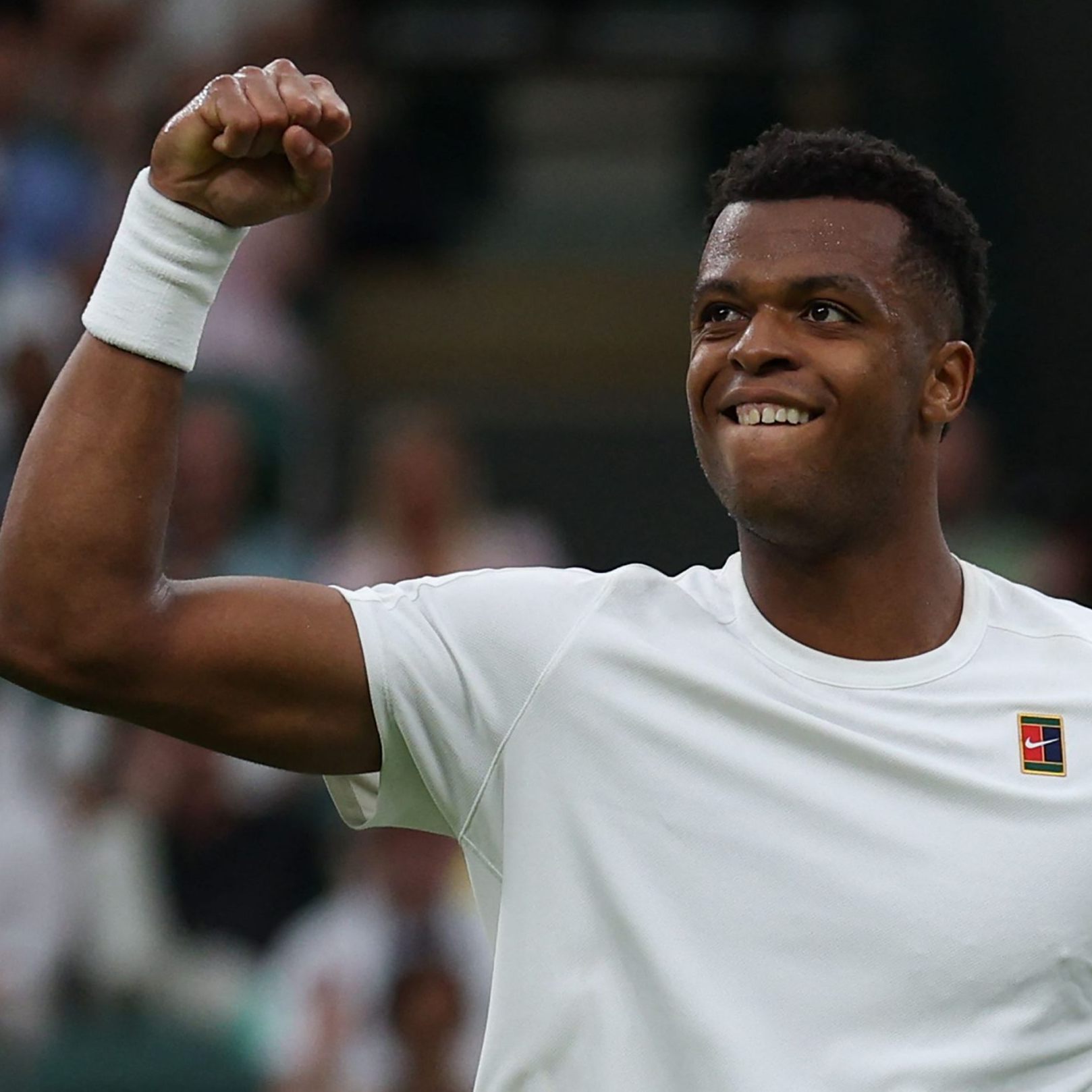 Giovanni Mpetshi Perricard hält ab jetzt den Rekord für den schnellsten Aufschlag in der Wimbledon-Geschichte.