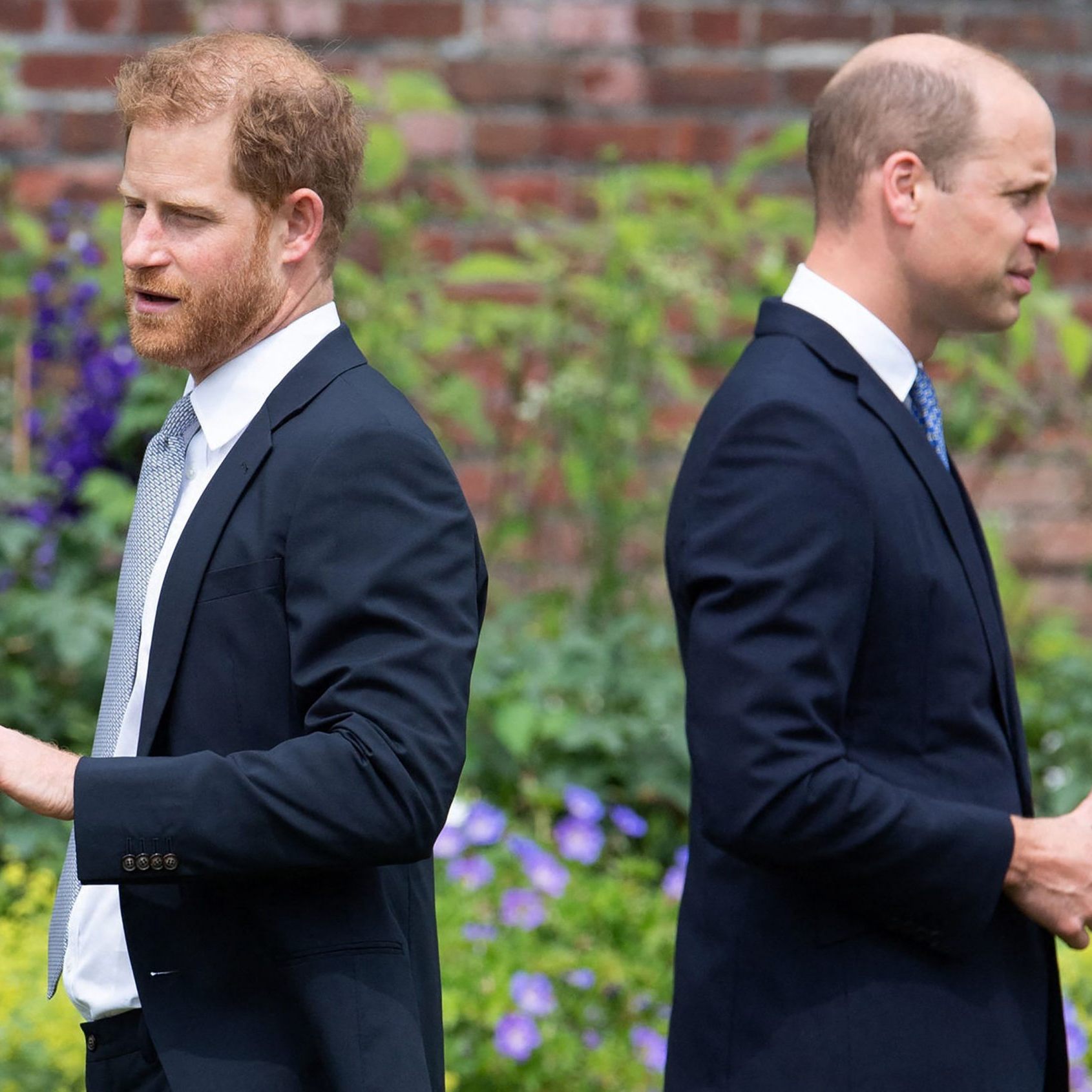 Cousine von Prinz William (r.) und Prinz Harry (l.) stirbt mit 20 Jahren.