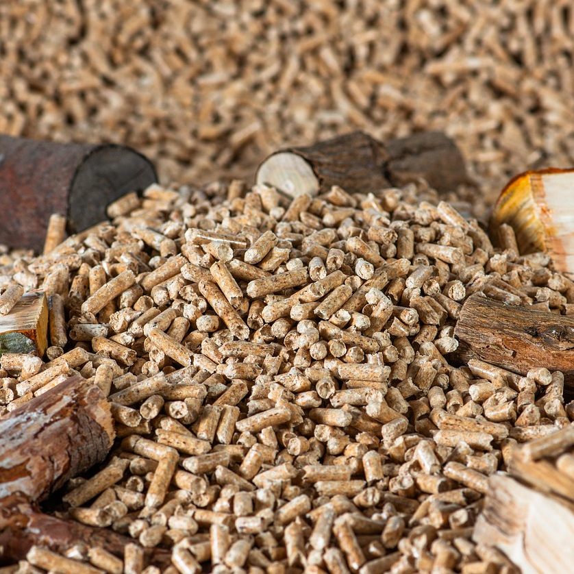 Die Pelletsbranche drängt auf einen schnelleren Ausstieg aus Ölheizungen.