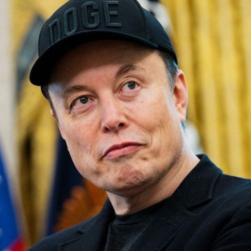 Samsung zieht milliardenschweren KI-Chip-Auftrag von Tesla an Land.