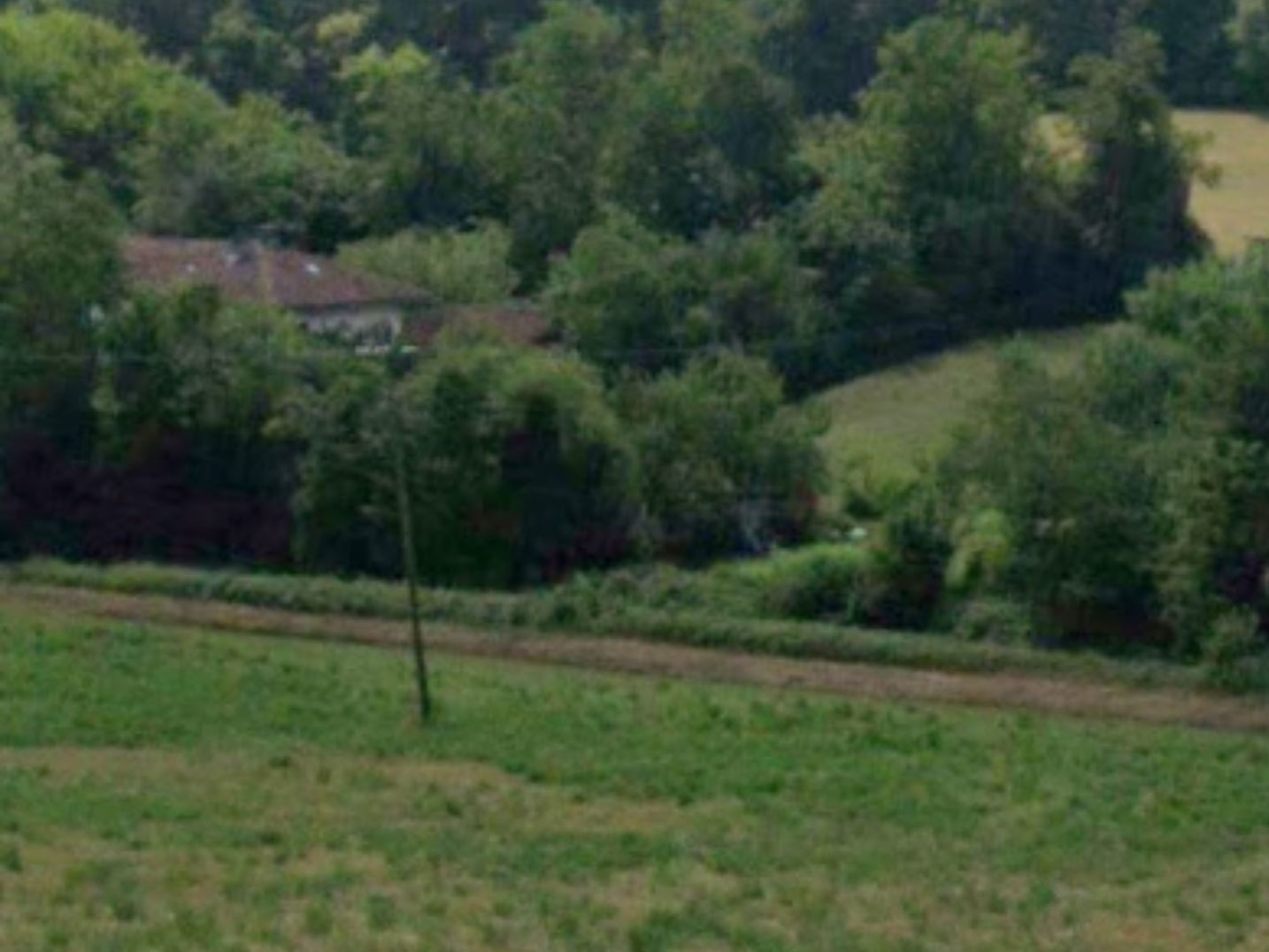 Der kleine Ort Lauriano liegt rund 25 Kilometer nordöstlich von Turin in der italienischen Region Piemont. (Symbolbild) Der kleine Ort Lauriano liegt rund 25 Kilometer nordöstlich von Turin in der italienischen Region Piemont. (Symbolbild)