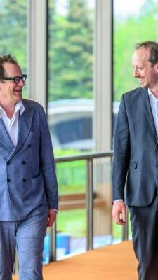 Trawöger und Licewski führen ab sofort die LIVA mit dem Brucknerhaus