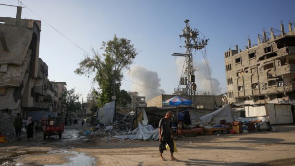 Attacks continue in Gaza