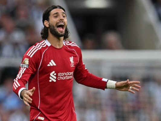 Liverpool-bezwingt-Arsenal-dank-Szoboszlai-Geniestreich