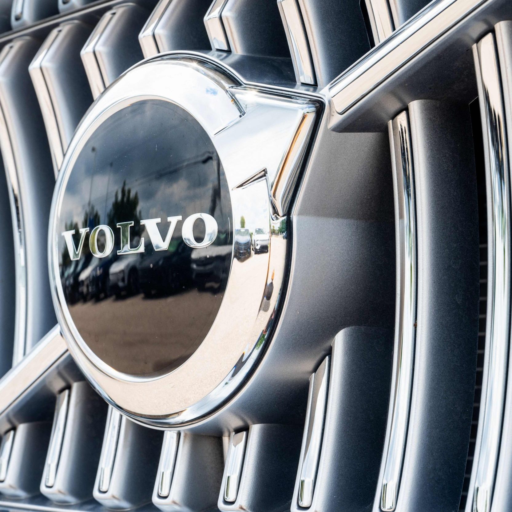 Ab 2026 verkauft das Autohaus Schneider Automobil auch Volvos.