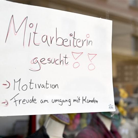 Laut KSV1870 klagt jeder zweite Betrieb über Arbeitskräftemangel.