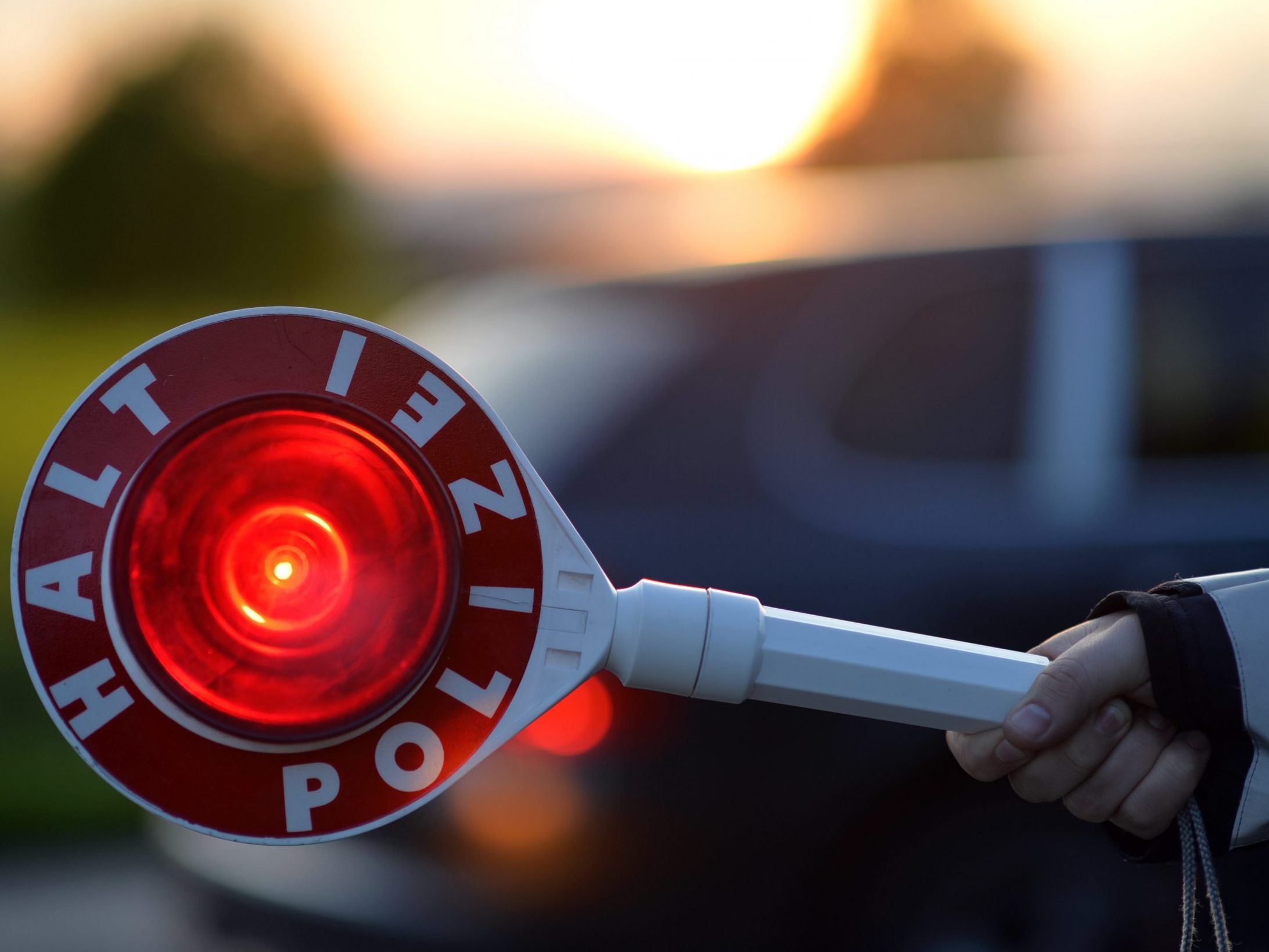 Ein Alkolenker lieferte sich mit der Polizei eine Verfolgungsjagd.