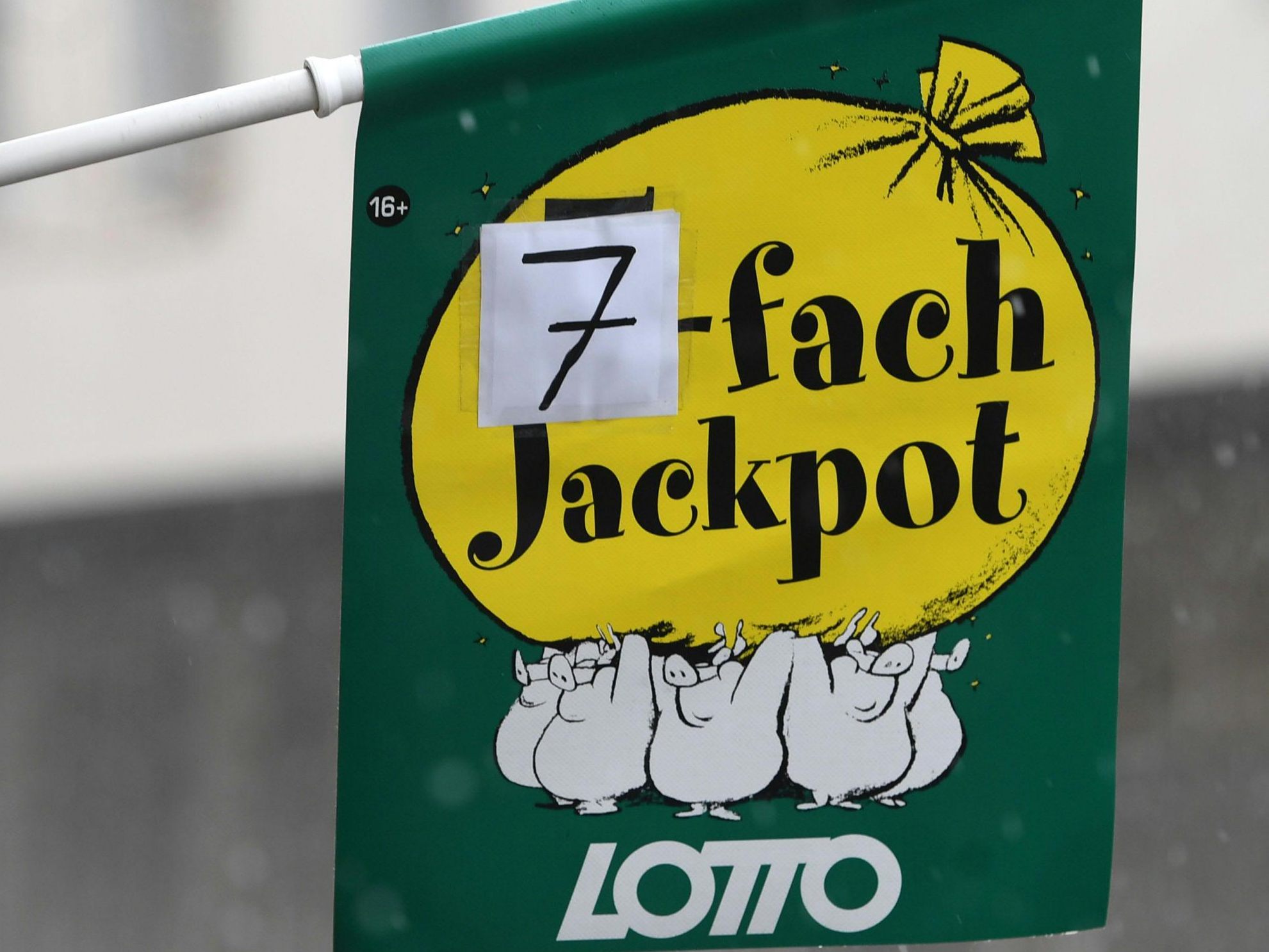 Der siebte Siebenfachjackpot der Lotto-Geschichte wartet. Der siebte Siebenfachjackpot der Lotto-Geschichte wartet.