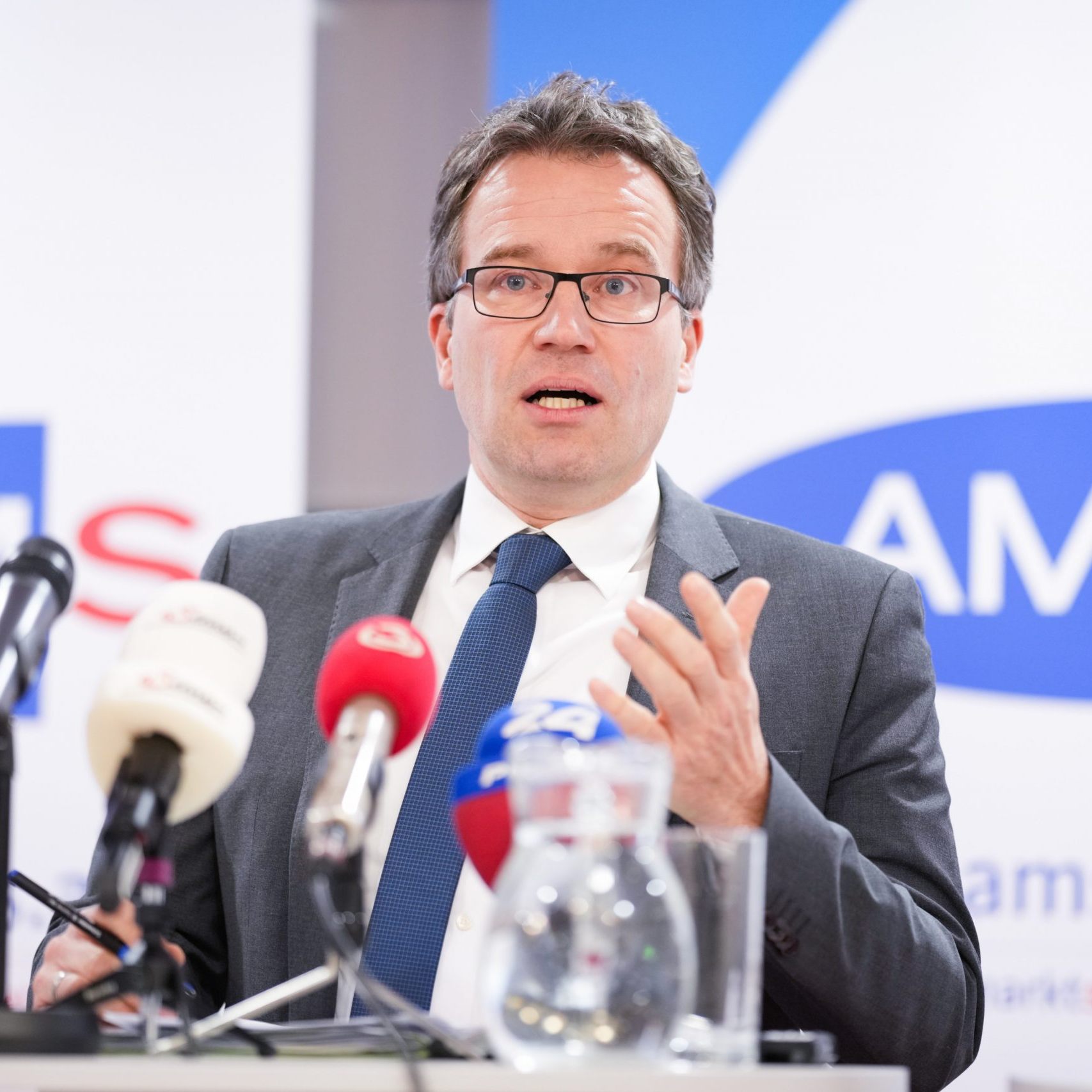 Kopf rechnet nicht mit einem baldigen Sinken der Arbeitslosigkeit.