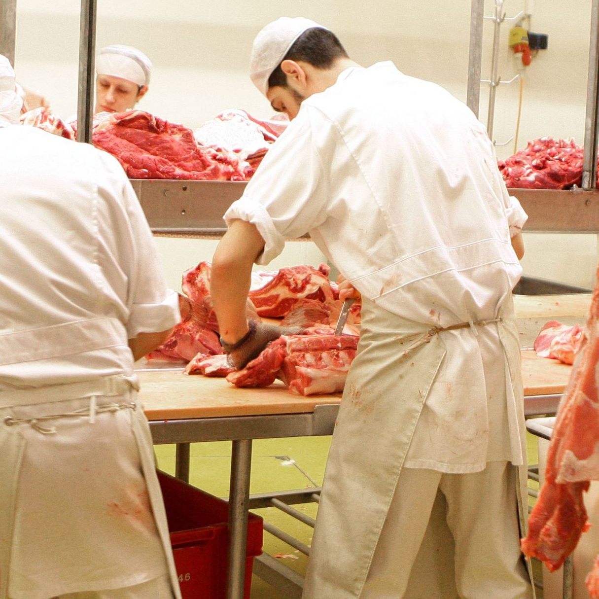 Weiter warten auf einen Kollektivvertrag in der Fleischwirtschaft.