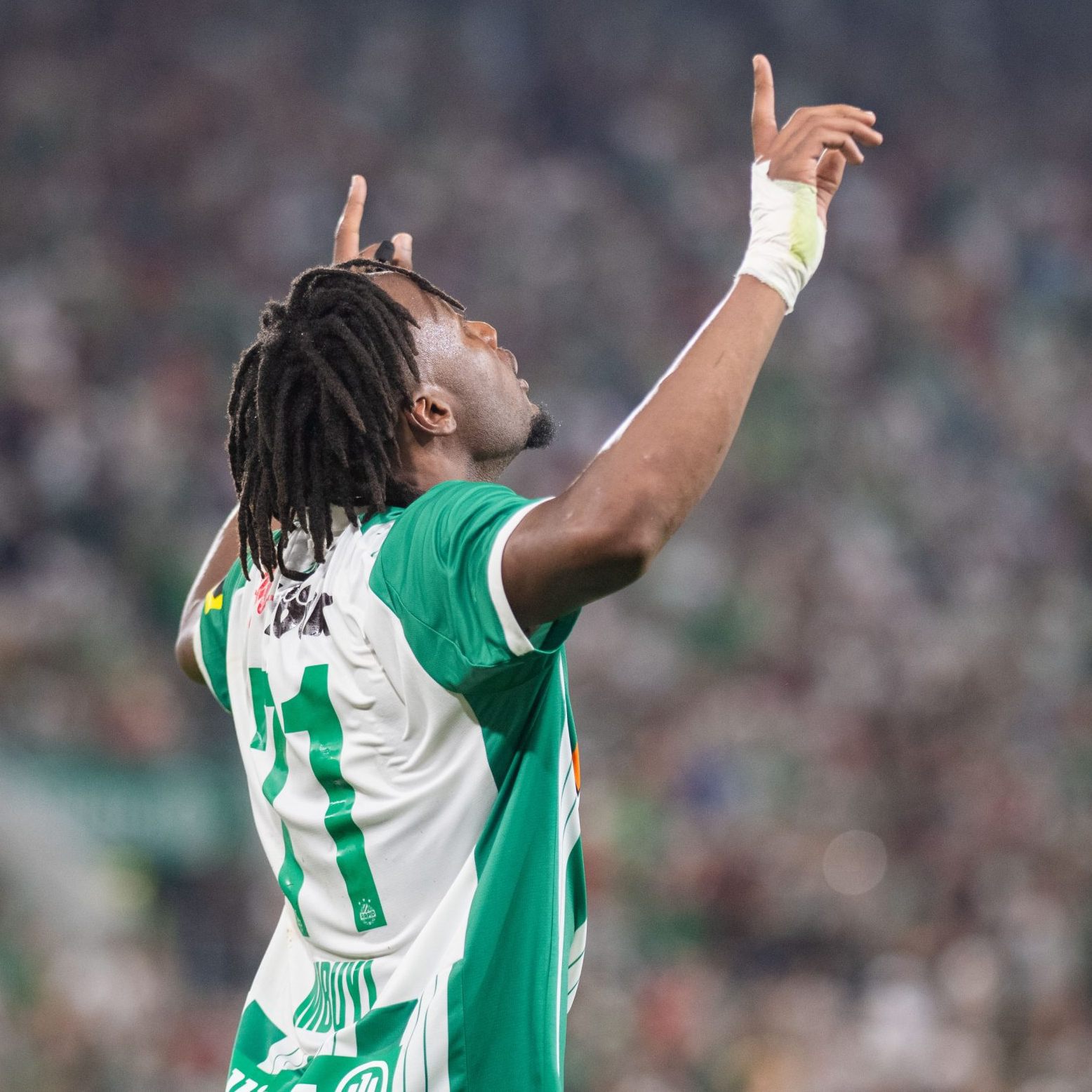 Mbuyi schoss Rapid Wien mit einem Doppelpack zum Sieg.