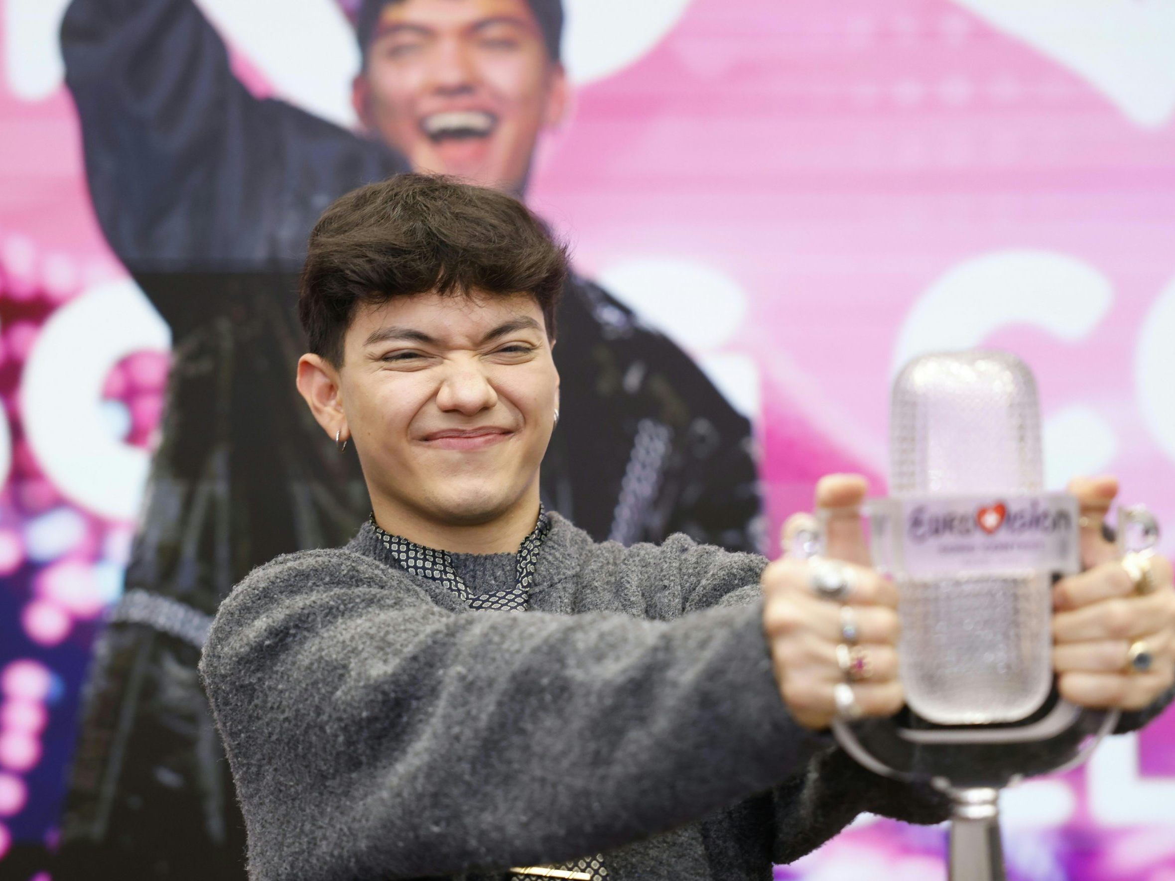 "Ich freue mich so sehr, dass der ESC 'dahoam' in Wien stattfindet!", so JJ. "Ich freue mich so sehr, dass der ESC 'dahoam' in Wien stattfindet!", so JJ.