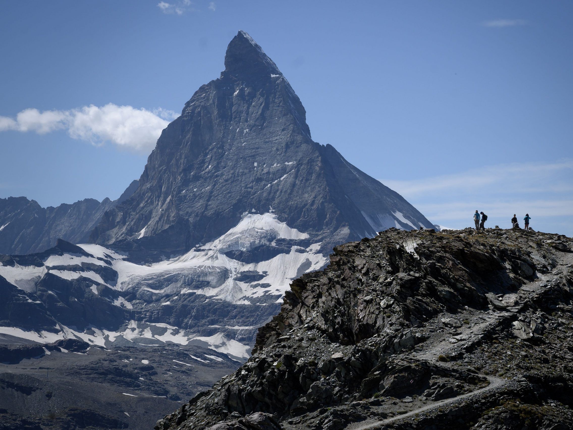 Das Matterhorn ist mit 4478 m ü. M. einer der höchsten Berge der Alpen. Das Matterhorn ist mit 4478 m ü. M. einer der höchsten Berge der Alpen.
