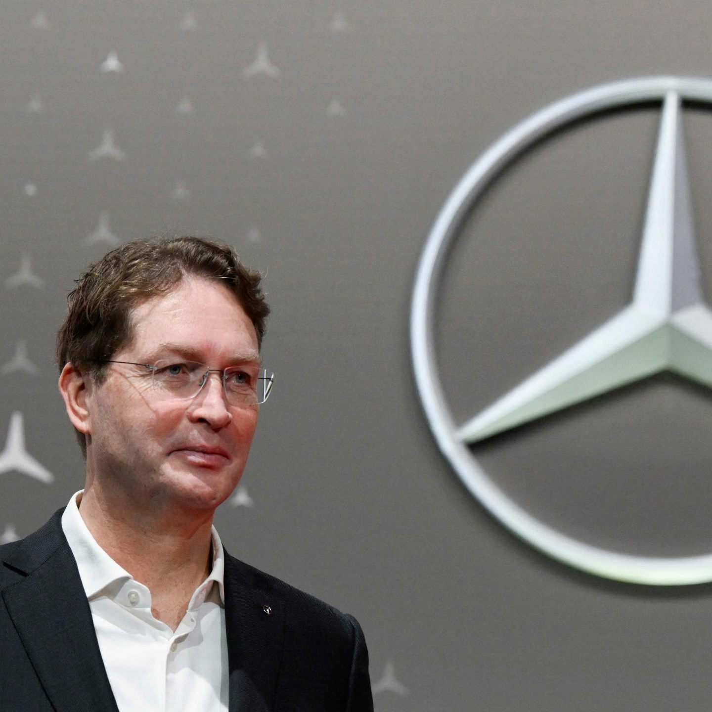 Mercedes kritisiert das EU-Verbrenner-Verbot ab 2035. Droht ein Markteinbruch? Das sagt Ola Källenius, CEO der Mercedes-Benz Group AG.