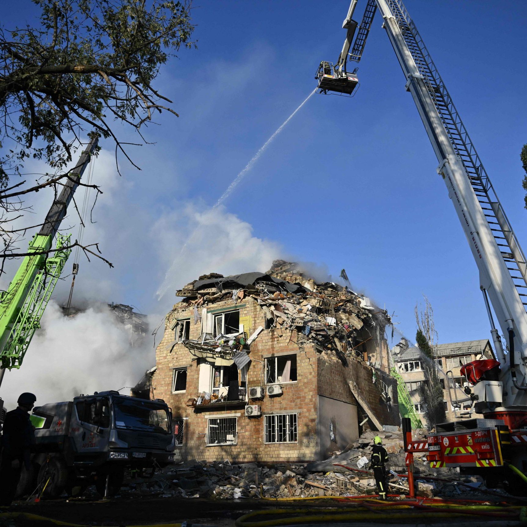 Bei einem russischen Angriff auf Kiew wurde auch das EU-Gebäude beschädigt.