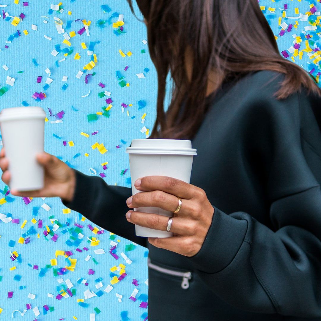 Kaffee aus Bechern? Warum Experten jetzt warnen