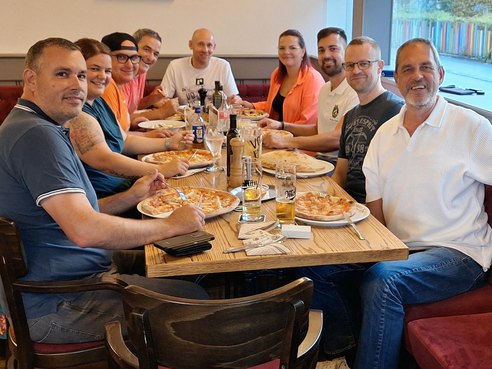 Kick-Off Veranstaltung des EHC Teams "Kabinenparty" in der Pizzeria Azzurra in Lustenau. Kick-Off Veranstaltung des EHC Teams "Kabinenparty" in der Pizzeria Azzurra in Lustenau.